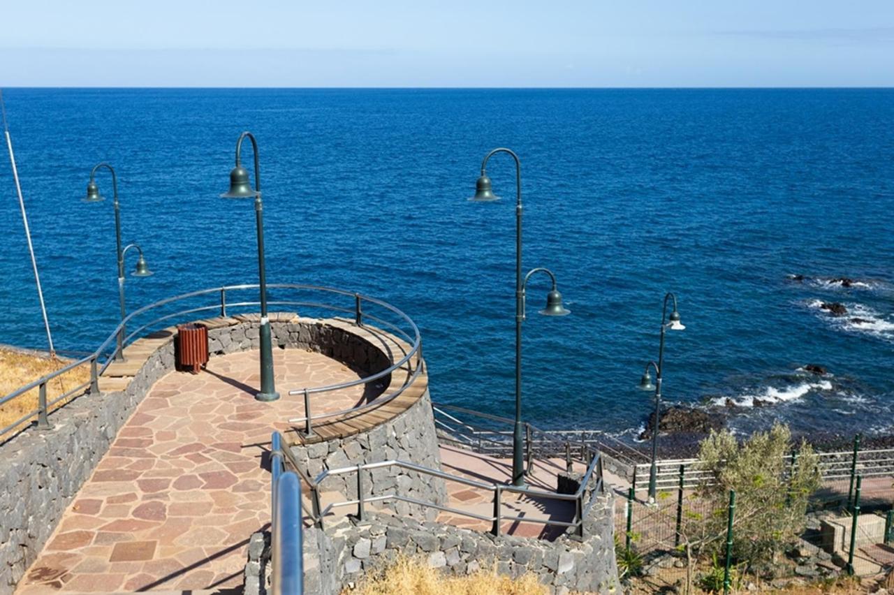 Live Caletillas Garoe Candelaria Exterior foto